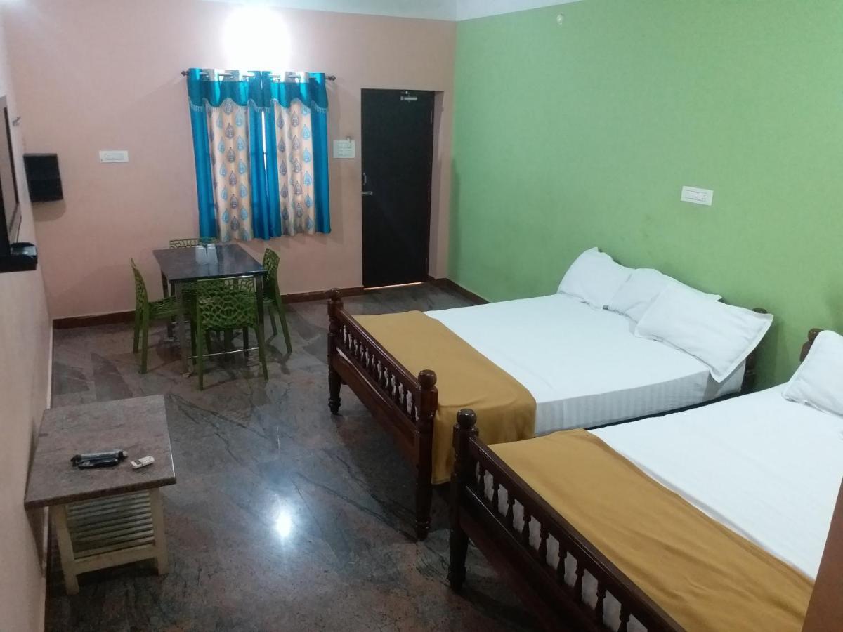 אורוויל Selvasi Beach Cottage מראה חיצוני תמונה